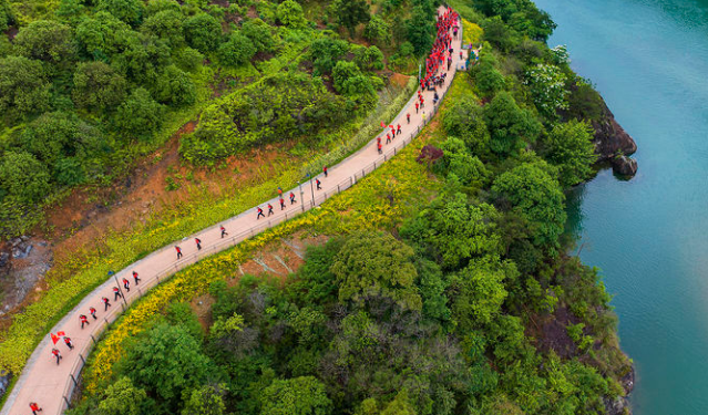 缅怀革命先烈，追寻红色记忆 | pa真人集团受邀参加永嘉县第十五届重走红军路活动