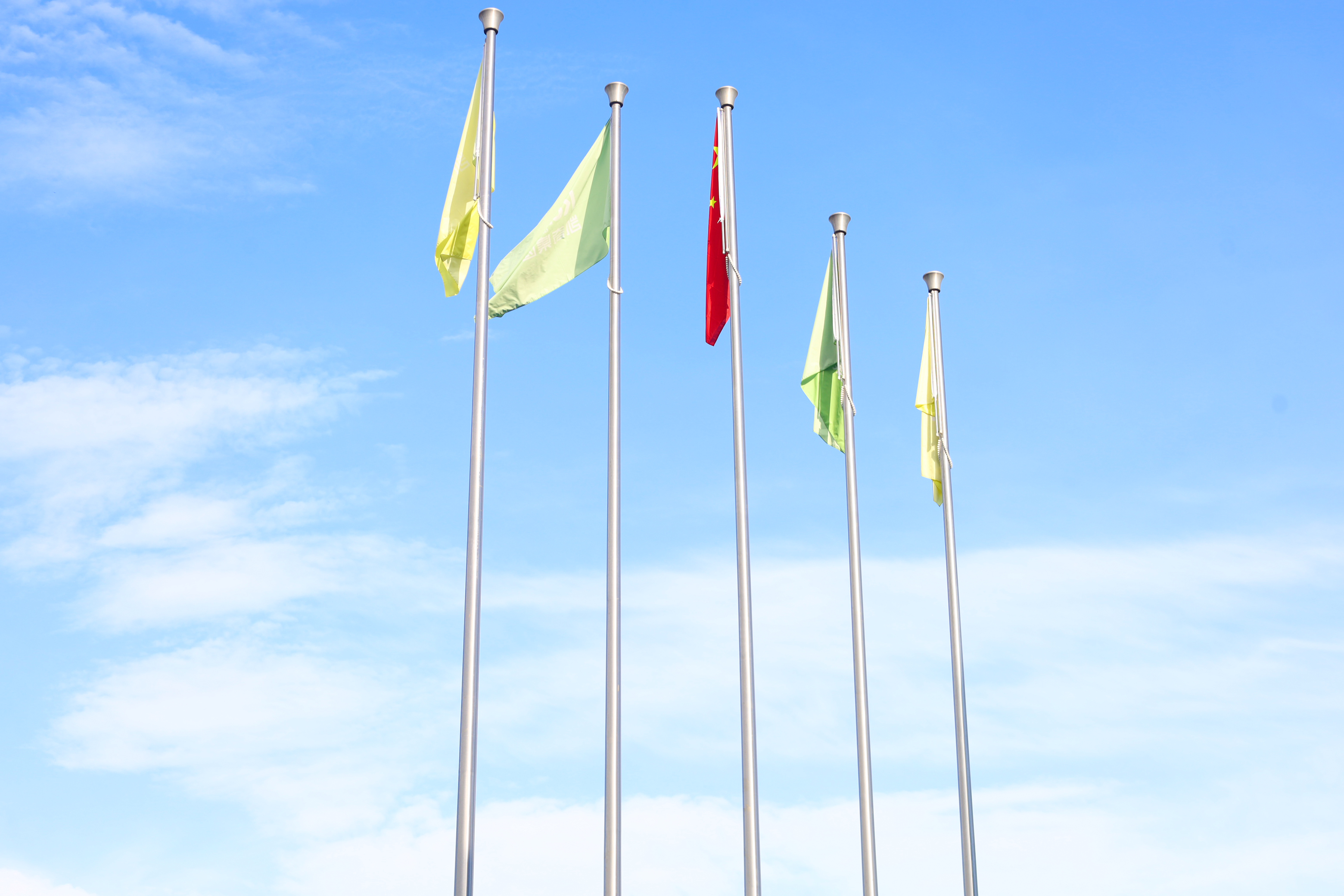 传承红色精神 谱写时代华章 | pa真人集团隆重举行升旗仪式