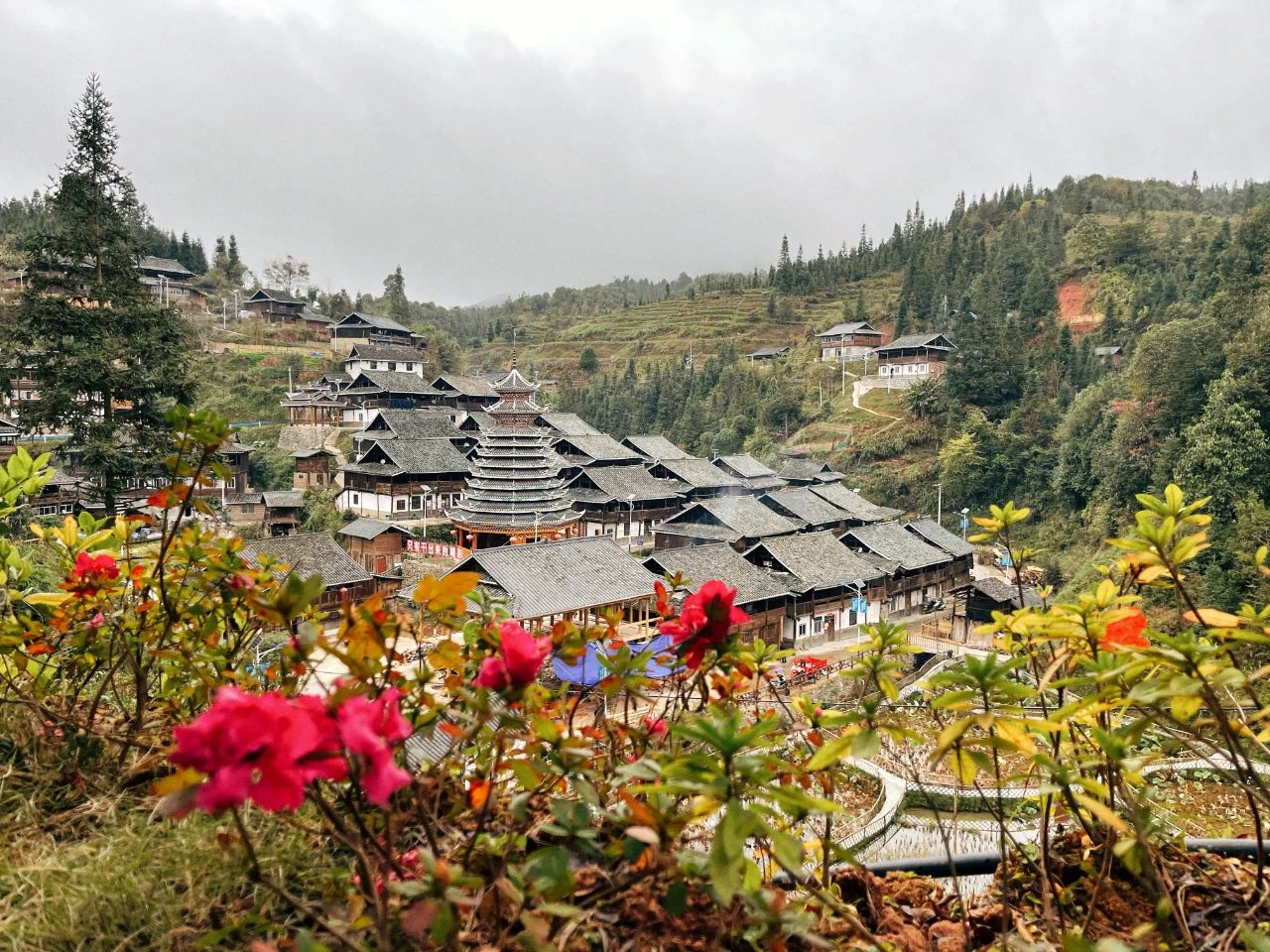 “B&U 陪伴计划”走进贵州——pa真人定向结对帮扶，让爱心传递